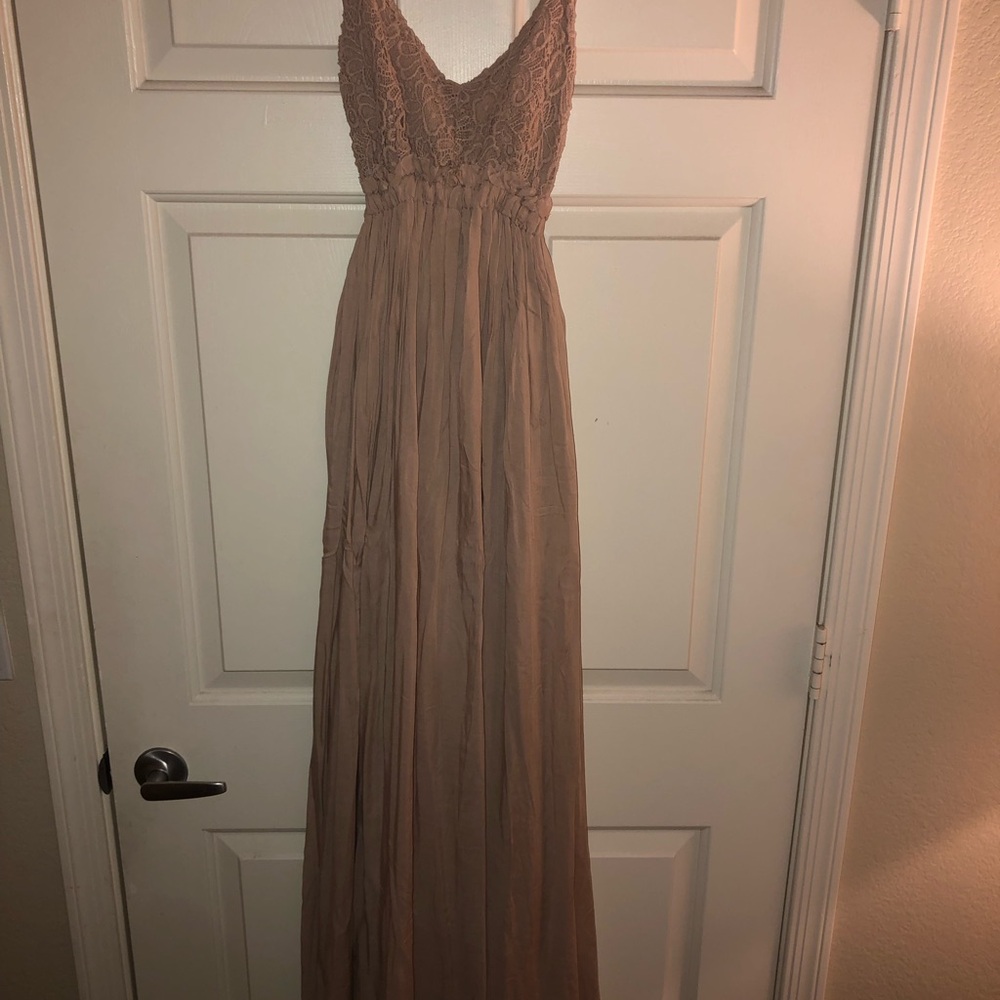 Lulus Backless Tan Lace Maxi Dress